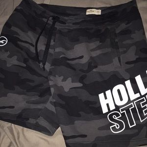 Hollister short
